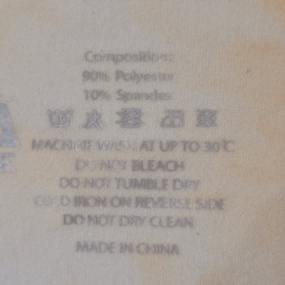 + Zyia Active Hendrix Dusk Go to pocket tie dye short sleeve tshirt - Picture 6 of 7